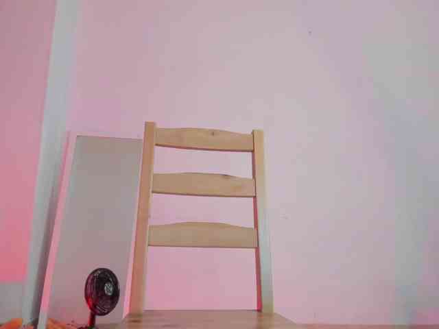 littleDanni webcam
