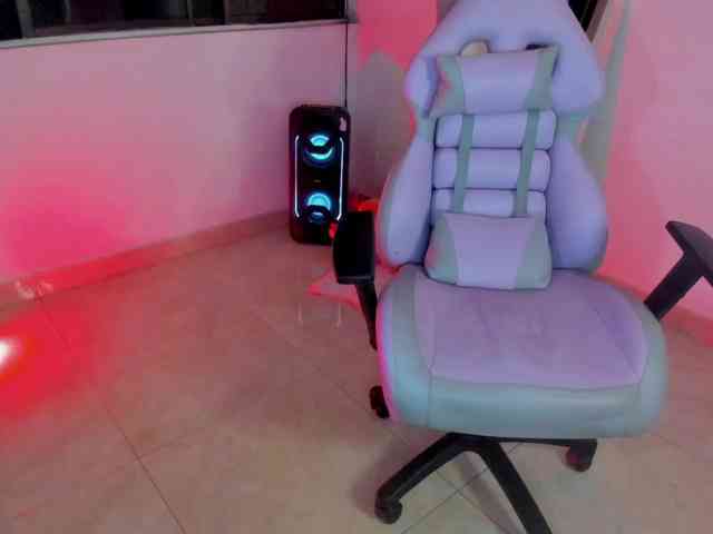 littleDanni webcam