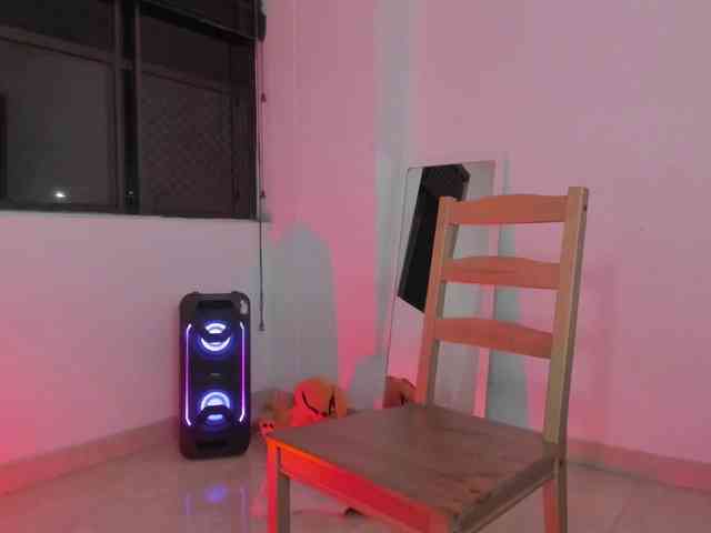 littleDanni webcam