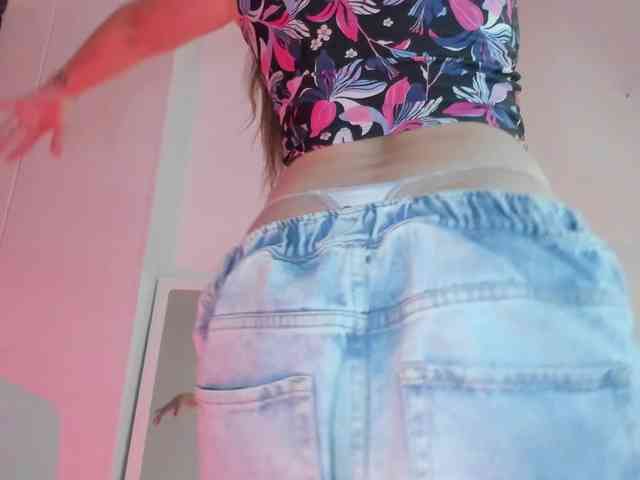 littleDanni webcam