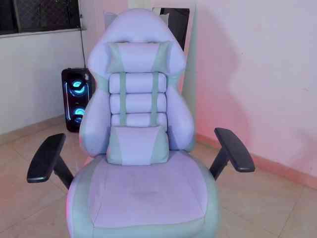 littleDanni webcam