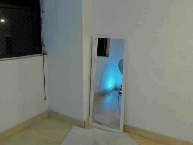 littleDanni webcam
