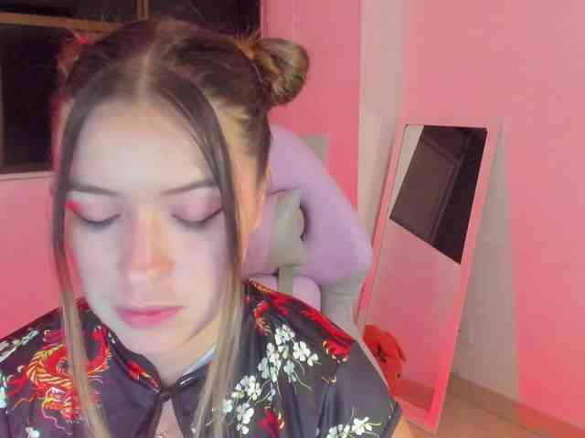 littleDanni webcam