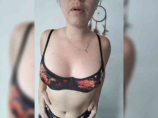 littleDanni webcam