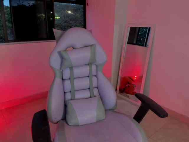 littleDanni webcam