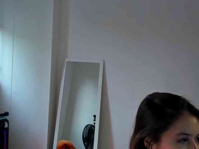 littleDanni webcam
