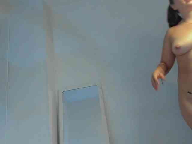 littleDanni webcam