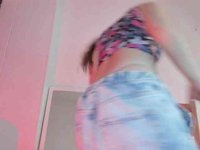 littleDanni webcam