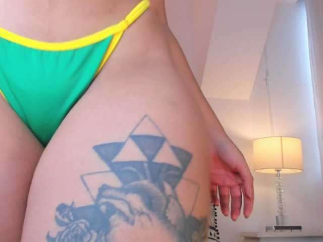 Emma-Torres1's BongaCams show and profile