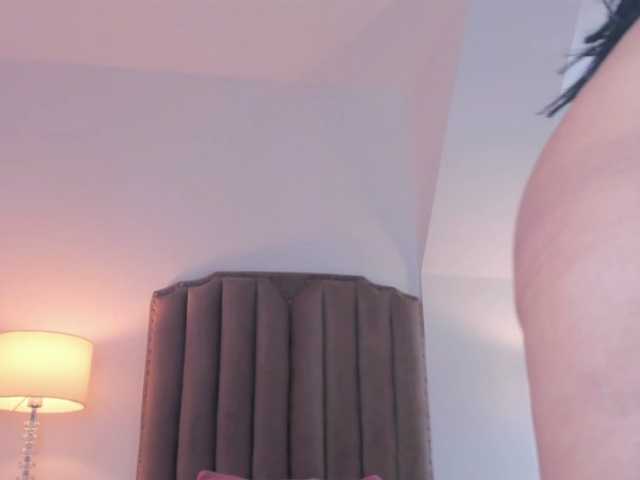 Emma-Torres1's BongaCams show and profile