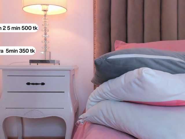 Emma-Torres1's BongaCams show and profile