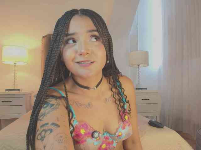 Emma-Torres1 Emma-Torres1