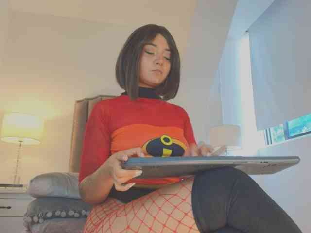 Emma-Torres1