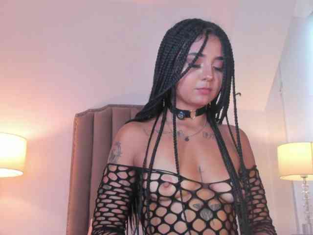 Emma-Torres1 Emma-Torres1