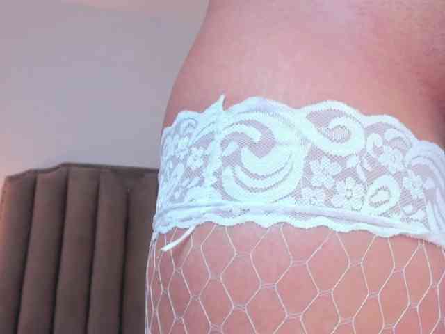 Emma-Torres1 Emma-Torres1