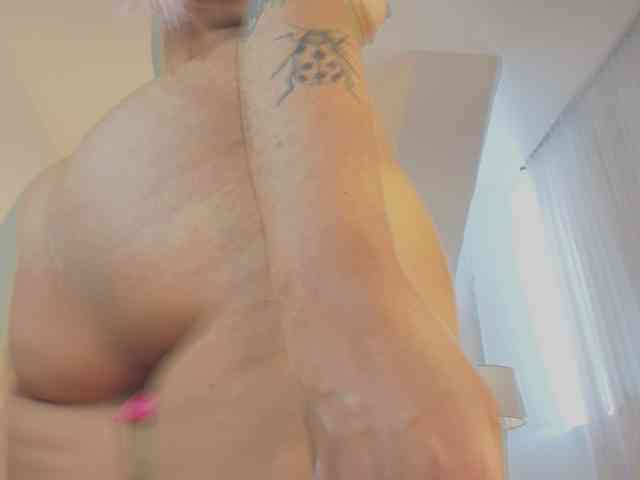 Emma-Torres1 webcam