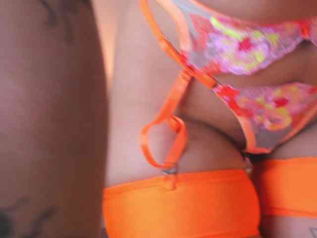 Emma-Torres1 Live Webcam on BongaCams