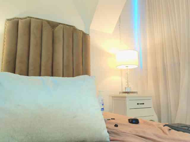 Emma-Torres1 webcam