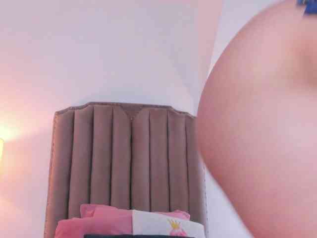 Emma-Torres1 Emma-Torres1