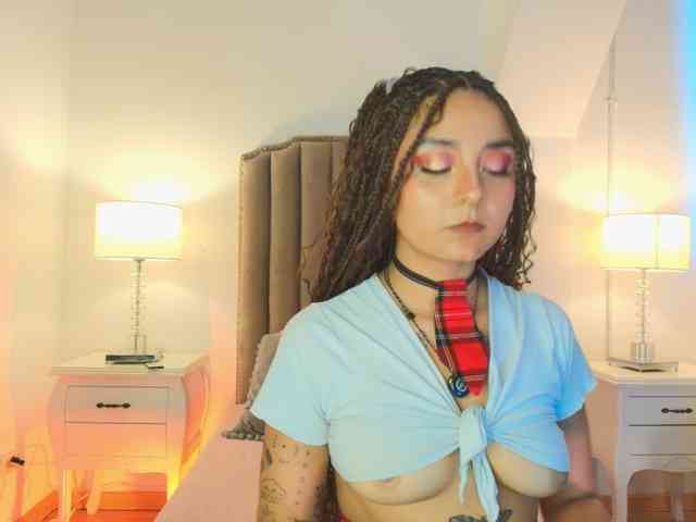 Emma-Torres1 webcam