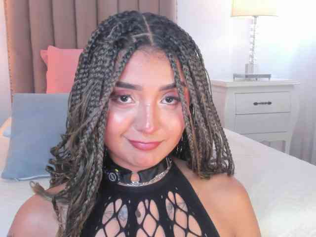 Emma-Torres1 Emma-Torres1