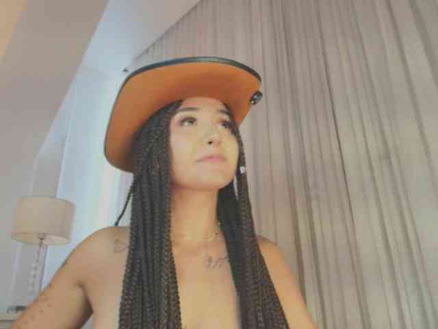 Emma-Torres1 Emma-Torres1