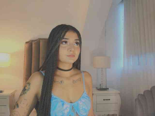 Emma-Torres1 webcam