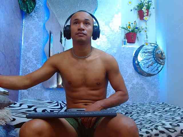 nicoljustin webcam