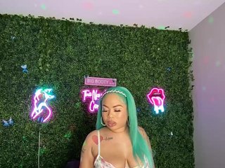 SarenaSoThick Porn Show