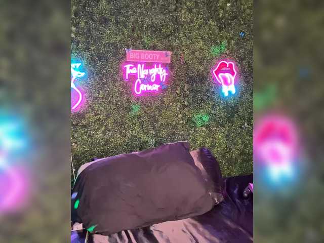 BigButtSarena's BongaCams show and profile