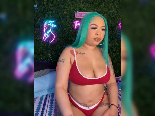 BigButtSarena's BongaCams show and profile