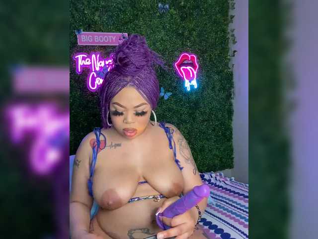 BigButtSarena's BongaCams show and profile