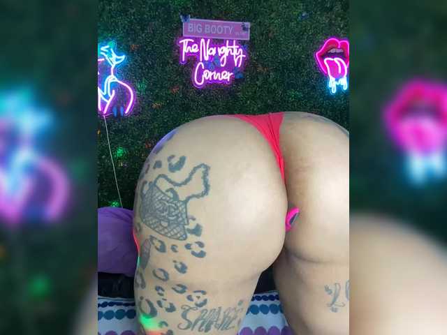 BigButtSarena's BongaCams show and profile