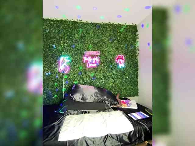 BigButtSarena BigButtSarena