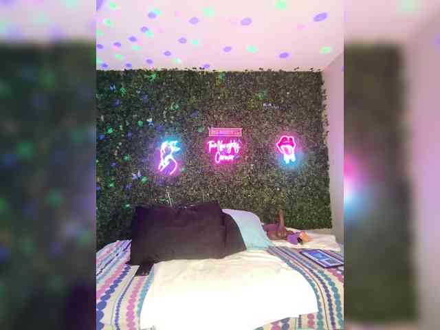 nude live sex cam BigButtSarena