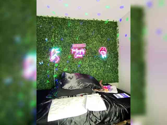 BigButtSarena BigButtSarena