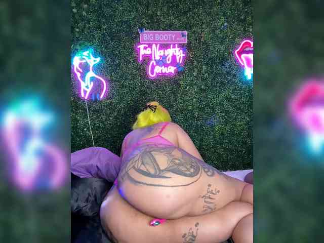 BigButtSarena BigButtSarena