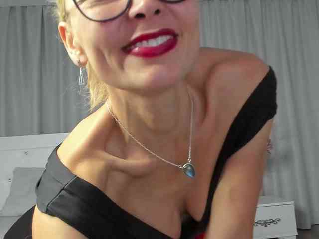 beckyspearss webcam
