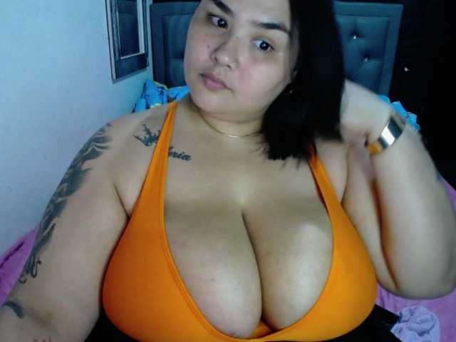 GabiBigBoobs webcam bongacams model stream image