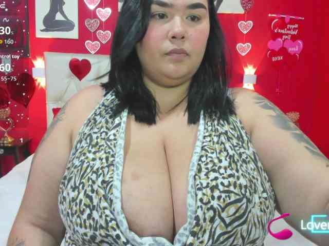 GabiBigBoobs webcam