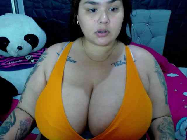 GabiBigBoobs GabiBigBoobs