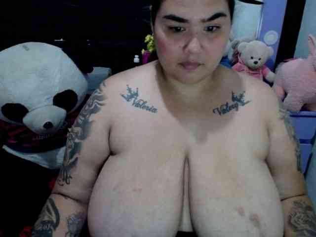 GabiBigBoobs webcam
