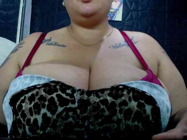 GabiBigBoobs GabiBigBoobs