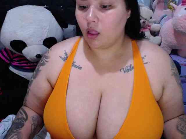 GabiBigBoobs webcam