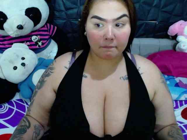 GabiBigBoobs webcam