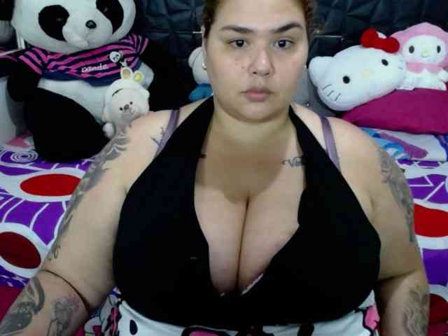 GabiBigBoobs webcam