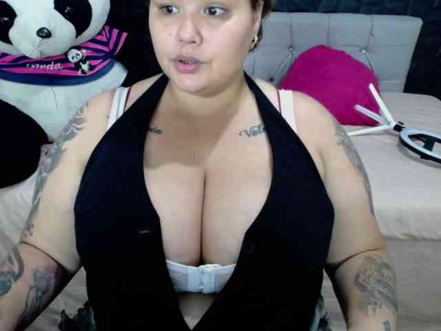 GabiBigBoobs GabiBigBoobs