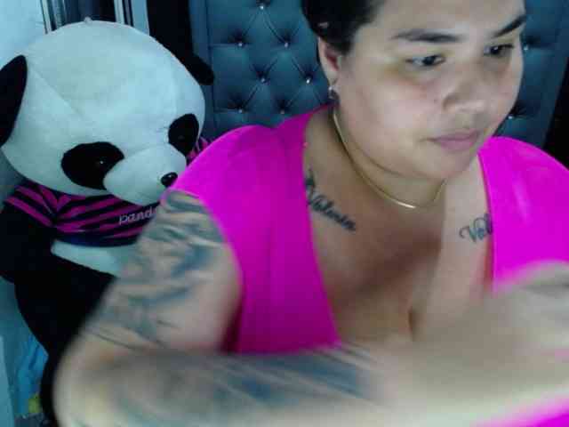 GabiBigBoobs webcam