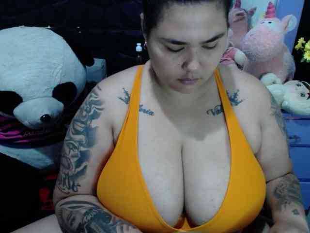 GabiBigBoobs webcam