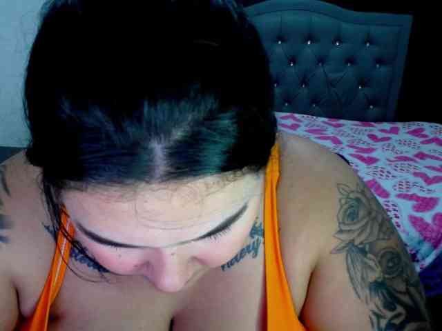 GabiBigBoobs webcam
